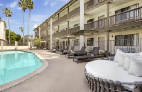 Best Western Carlsbad by the Sea