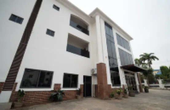 VYNEDRESA HOTEL ABUJA Hotels near Nike Art Gallery, Abuja