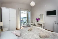 Apartments Villa Mirjana - balcony