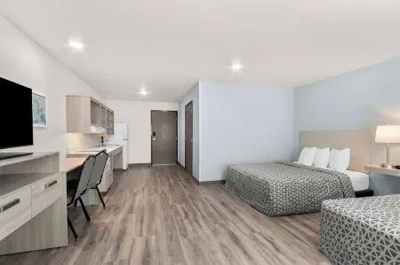 WoodSpring Suites Chandler Phoenix Medical Center