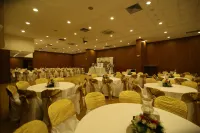 Gdz Hotels Gediz Business - Bãi đậu xe