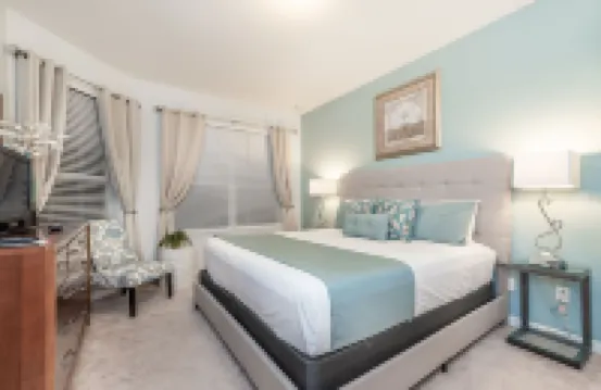 Spacious Home W/Private Pool/Spa & Free Waterpark!