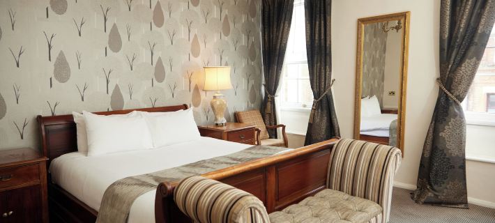 Cock Hotel by Greene King Inns Hotels in Milton Keynes