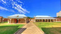 Shearing Shed Motor Inn Hotels in Dubbo