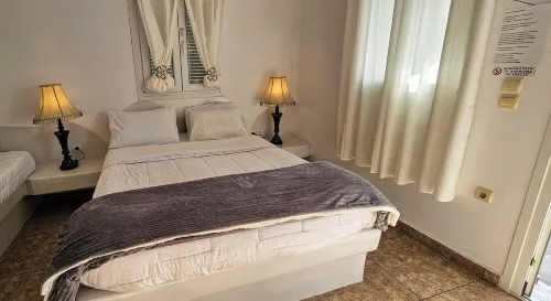 Hotel Pleasure Blackbeach Santorini - Hostels