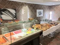 拉雷多別墅飯店 - 早餐
