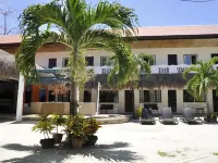 Little Mermaid Dive Resort Hotels in Daanbantayan
