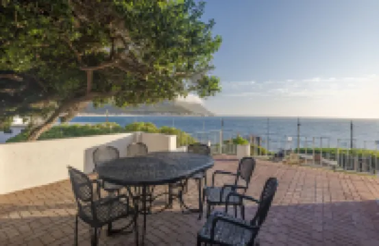 Sunny Cove Manor