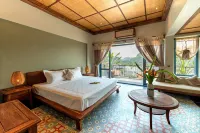 Le Clos du Fil Hotels in Hoa Lư District