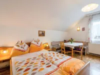 Apartment in Tröpolach near Ski Lift