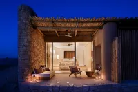 Six Senses Shaharut Hotels near Red Canyon