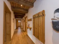 Apartment in Kaprun with Ski-in Ski-Out Access - Bungalows