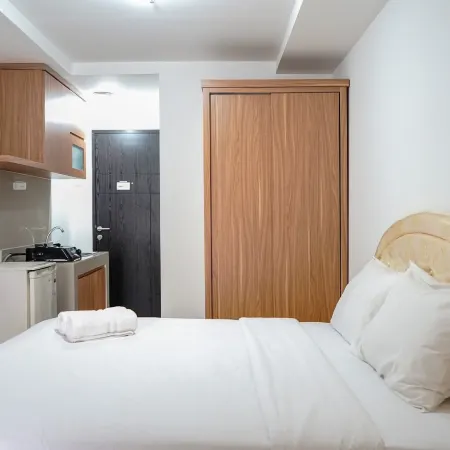Stylish and Posh Studio Baileys Apartment