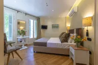 Ipelhome Plaka Boutique Apartments Hotels in Plaka