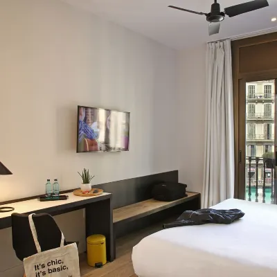 Chic & Basic Lemon Boutique Hotel Các khách sạn gần Bảo tàng MACBA