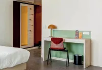 B&B Home Paris Mairie de Saint-Ouen Hotel a Saint-Ouen