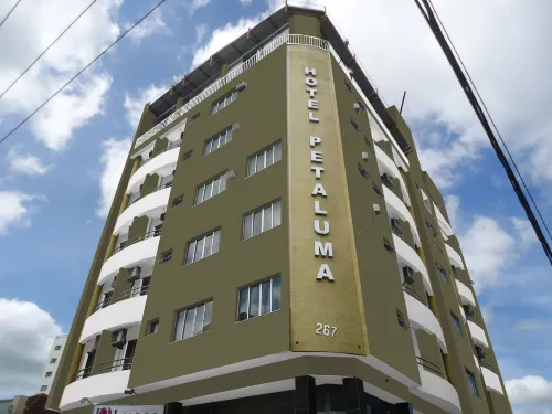 Hotel Petaluma Hotels in Formiga
