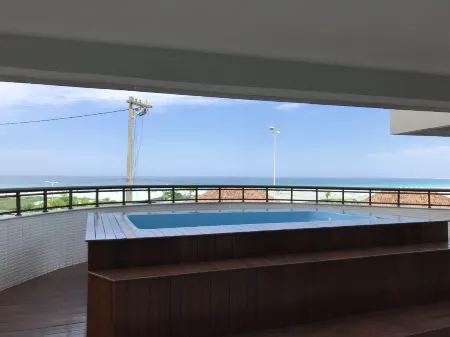 Sophia 2 Residence Inn Отели рядом с достопримечательностью «Praia dos Anjos»