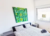 Daze Off Central Apartment, 300m to the Finikoudes Beach Hotel a 
