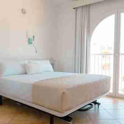 Rosamar Ibiza Hotel Rooms