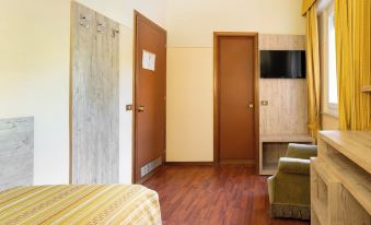 Hotel Tirreno