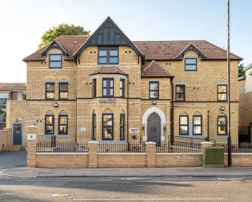 Hotel DC, Stratford Hotels near Stratford