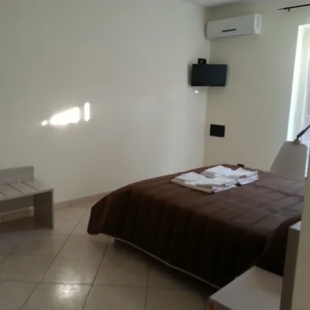 Il Girasole Formia Guesthouse Rooms