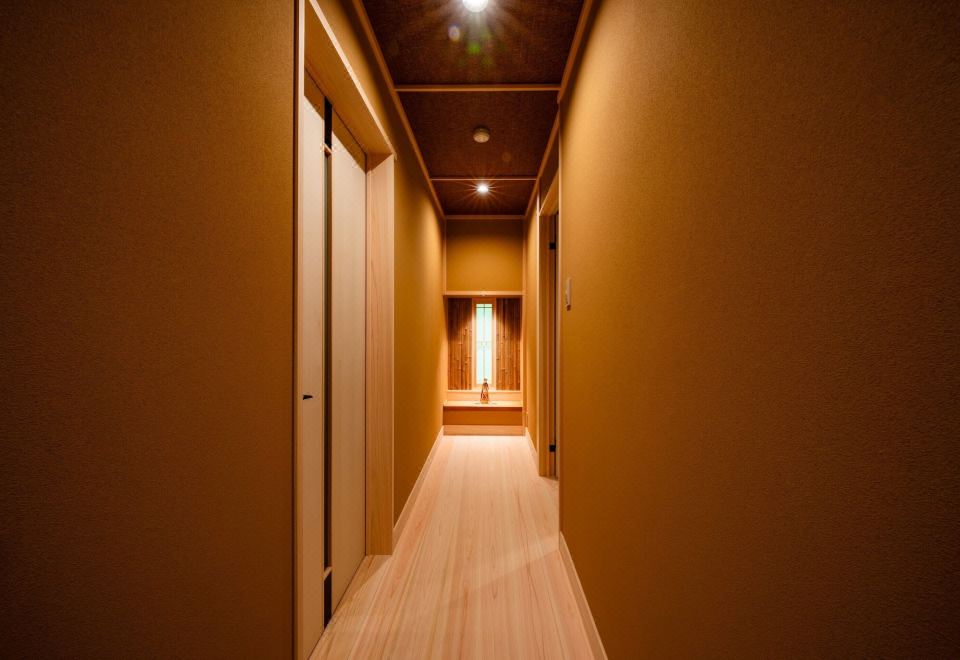 슈쿠보 고야-산 에코-인 템플의 불의 의식