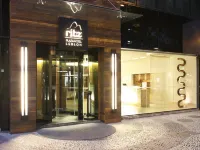 Ritz Leblon Hotels near Leblon