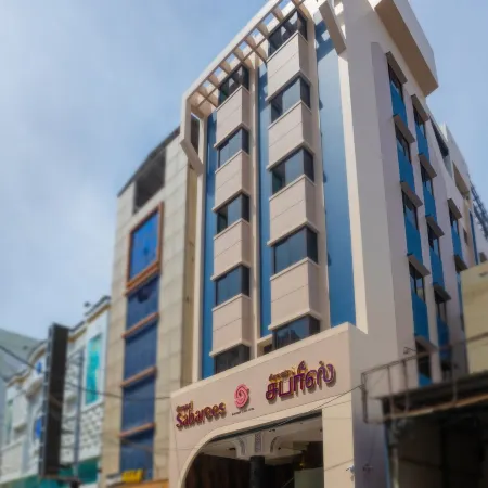 Hotel Grand Sabarees