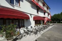 Hotel de La Pomme d'Or Các khách sạn ở Blumeray