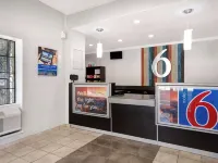 Studio 6 San Antonio, TX - Northwest Medical Center Hotels near Dellview Park