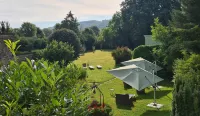 Chez Pierre - Bed and Breakfasts
