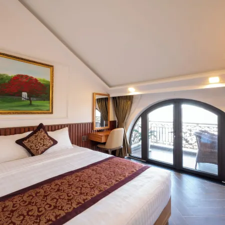 La Fleur Premium Central Apartment Hotel
