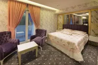Jolnar Garden Hotel