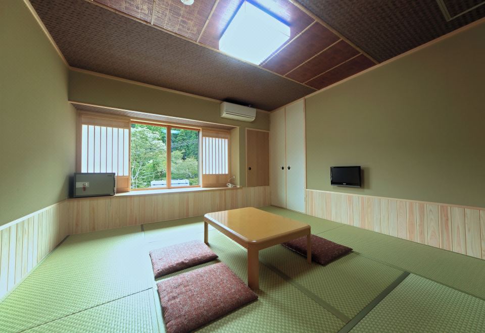 4. 유모토 온센 오..