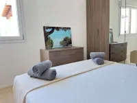 Villasimius: Modern Apartment by Beniamino Murgioni فنادق في ویلازیمیوس