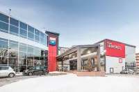 Hotel Universel Hôtels à proximité de : Walmart Supercentre