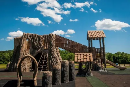 Studio Condo on the Water @ Innsbrook