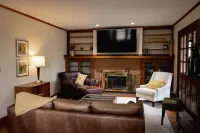 Charming 4 Bedroom home in the heart of Elgin