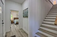 Newly Renovated & Spacious 4/3.5 Peaks Ridge @ Downtown Clayton - Pet Friendly!