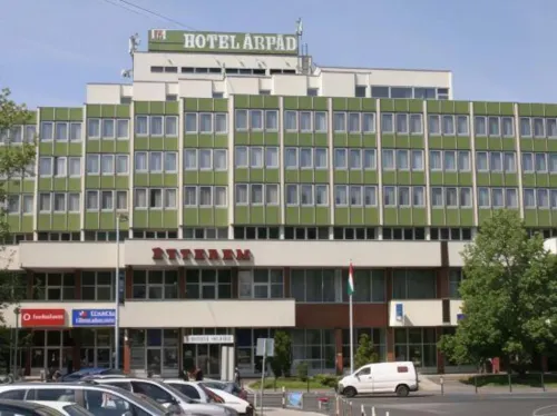 Hotel Árpád - parking