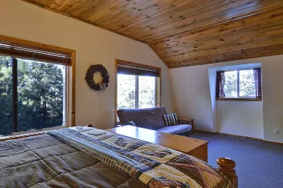S'more Fun Cabin