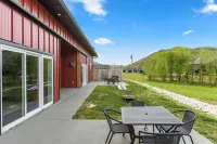New Barndo/Private Red River Access/Kayak Launch