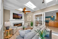 Private Pool and Cozy Fire Pit - Breathtaking Hilltop Retreat