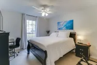 Spacious Patio and Modern Amenities - Stylish Coastal Retreat Hotels in Gulf Park Estates