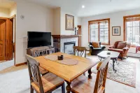 Third Floor Condo with Shared Pool and Hot Tub, WiFi, Gas Fireplace, & Balcony