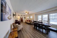 The Coffeen Vintage Cozy Getaway Hotels in Ranchester