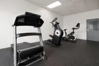 Wingate by Wyndham Savannah Gateway - gimnasio