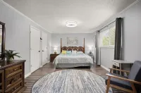 Home/ Sleep 14/ Lake/ 2Bath/ 4Bed/ Near Boat Ramp/ Pet Friendly